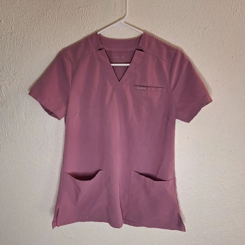 Jaanuu Helia Notched V-neck Scrub Top Small Mauve